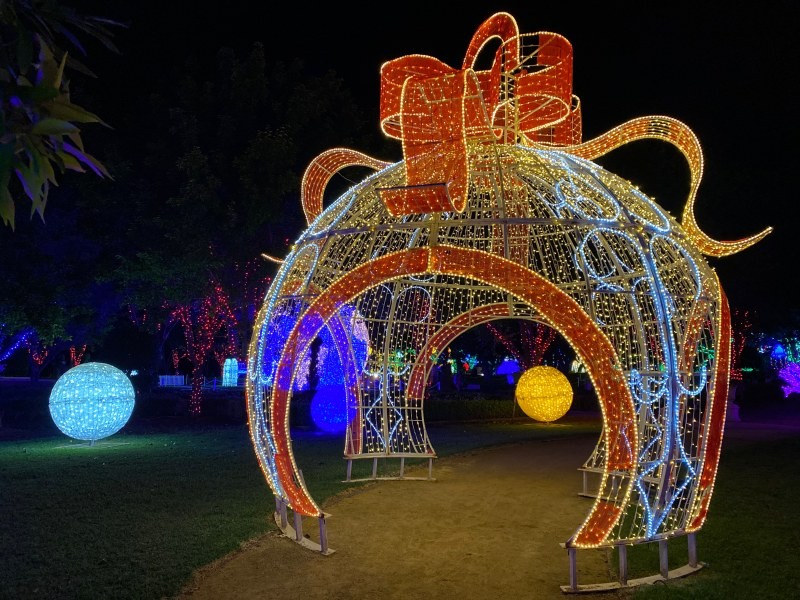 Christmas Lights Spectacular at Hunter Valley Gardens 2020 90 Playing