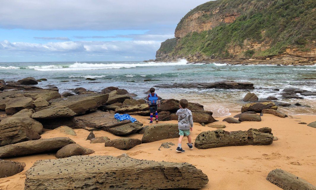 Little Beach Bushwalk – a stunning cove and easy walk for families