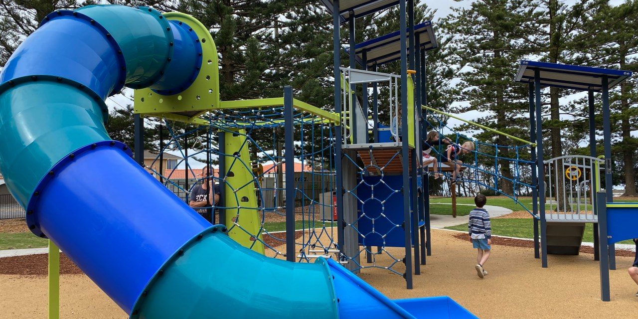 Swadling Reserve Park at Toowoon Bay has fab play equipment and it’s perfect for a party!