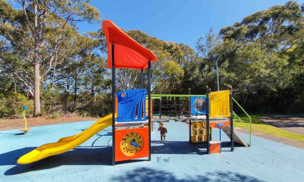 Explore this Brightly Coloured Playground at Mootay Close in Buff Point