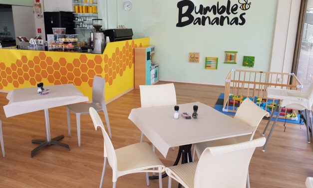 Easter craft, egg hunts and photos with the Easter Bunny at Bumble Bananas cafe!