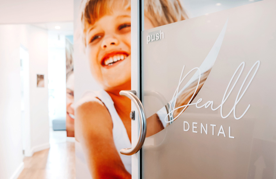 Looking for a new dentist? Deall Dental is a family-run, family-friendly practice in Erina!
