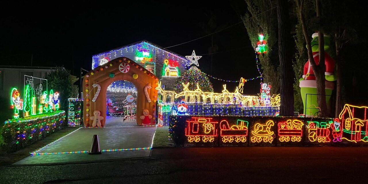 Plan your drive with our 2023 Central Coast Christmas Lights Map!