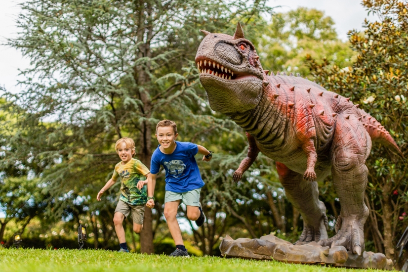 Meet animatronic dinosaurs, dragons and other Mega Creatures at Hunter Valley Gardens these school holidays!