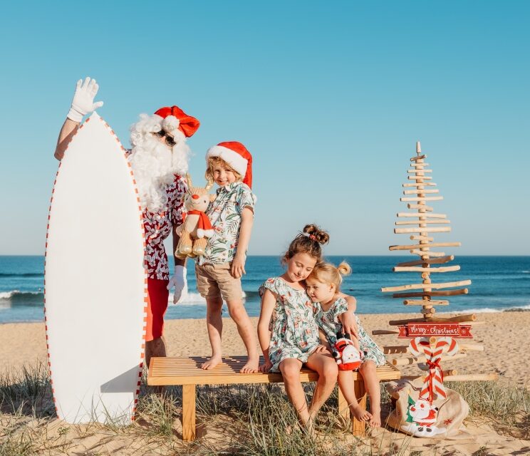 The best Santa Photos and Christmas Minis on the Central Coast for 2024!