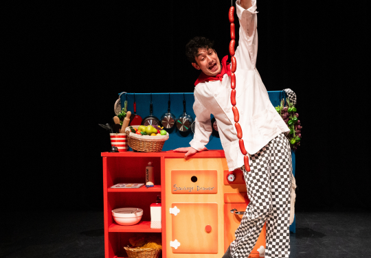 Signor Baffo is bringing culinary chaos to Laycock Street Community Theatre these winter holidays!